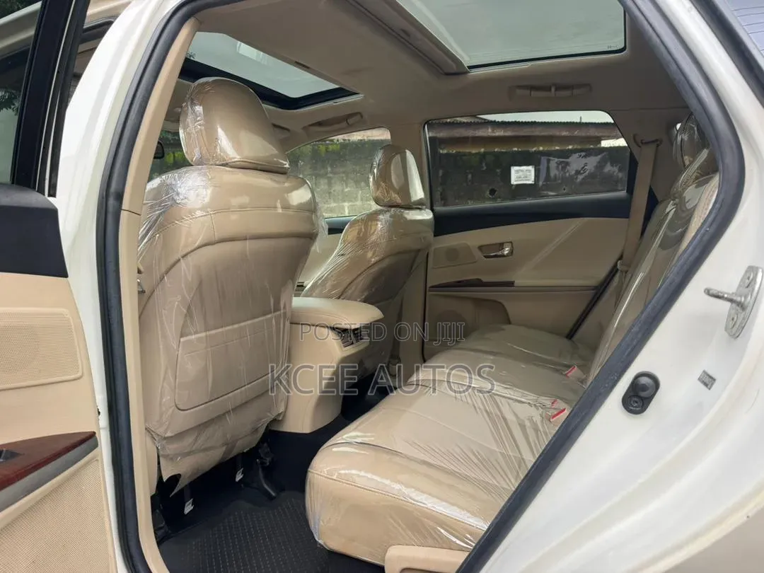 Toyota Venza 2011