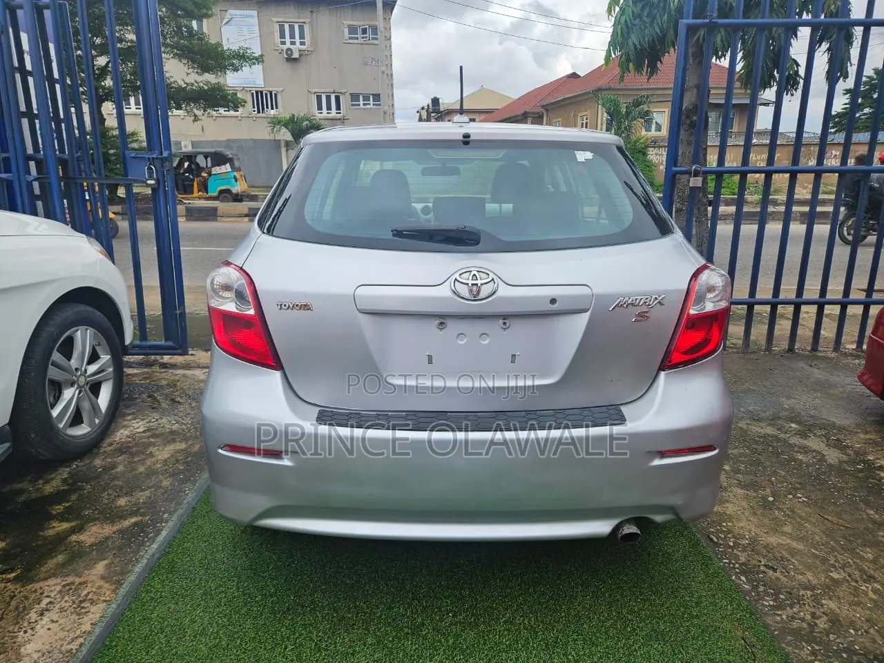 Toyota Matrix 2009 Silver