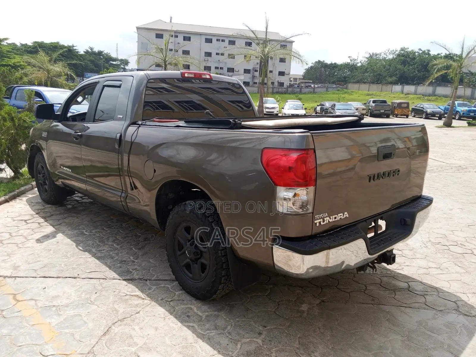 Toyota Tundra 2008 Gray