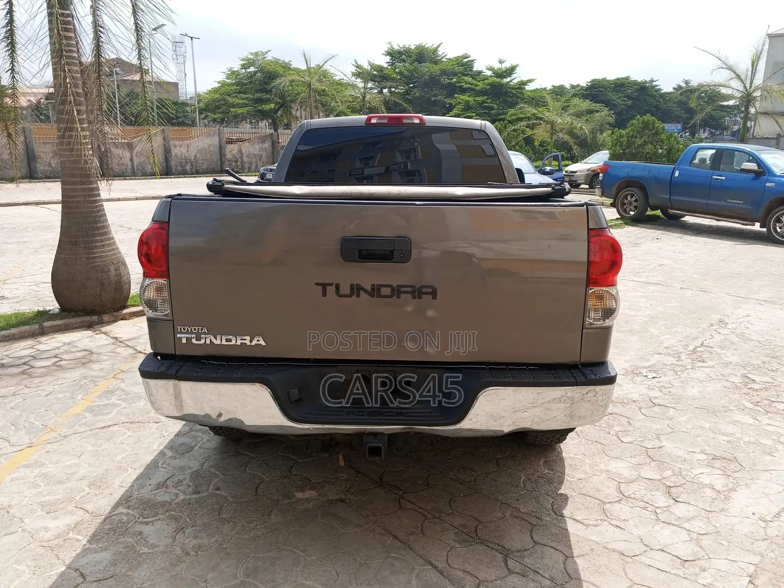 Toyota Tundra 2008 Gray