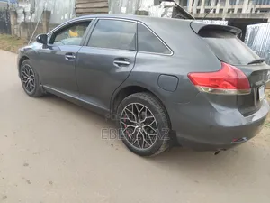 Toyota Venza 2012 Gray