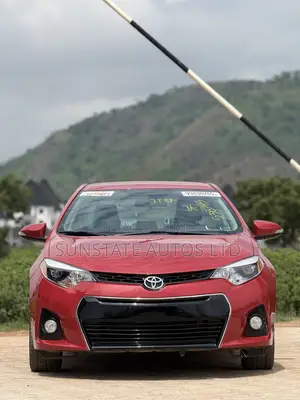 Toyota Corolla 2016 Red