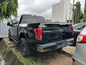 Ford F-150 Limited 4x4 SuperCrew Cab Styleside 5.5 ft. box 145 in. WB