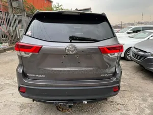 Toyota Highlander 2018 Gray