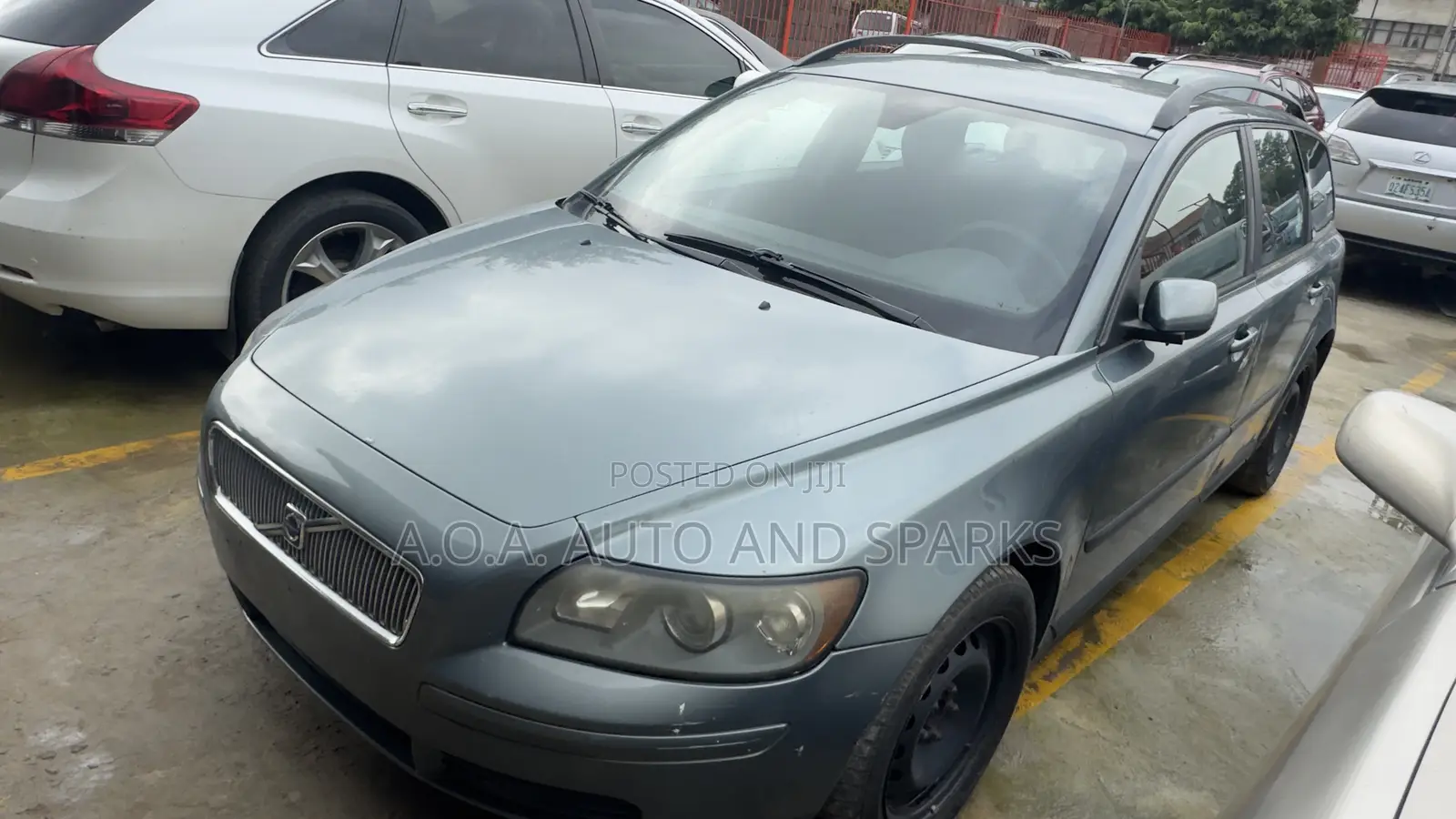 Volvo V50 2010 Gray