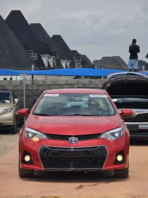 Toyota Corolla 2016 Red