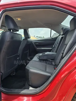 Toyota Corolla S 4dr Sedan (1.8L 4cyl CVT) 2016 Red