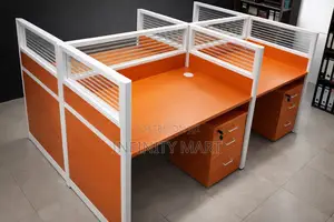 Modern Styled 4 Seater Workstation