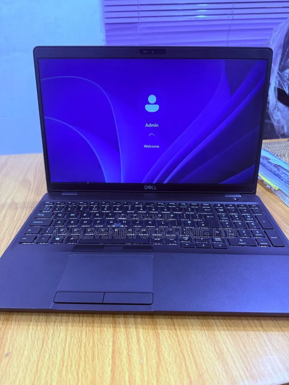Laptop Dell Latitude 5500 8GB Intel Core i3 SSD 256GB
