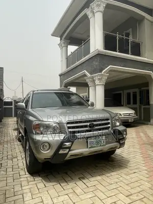 Toyota Highlander 2002 Beige