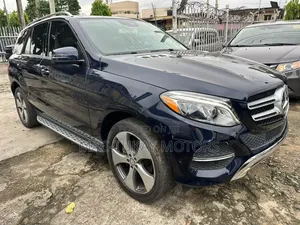 Mercedes-Benz GLE-Class 2017 Blue