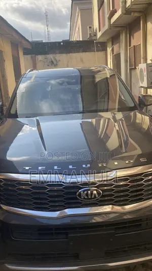 Dealers in All Kind of Motor Windshield,Roof Glasses and Body Glass