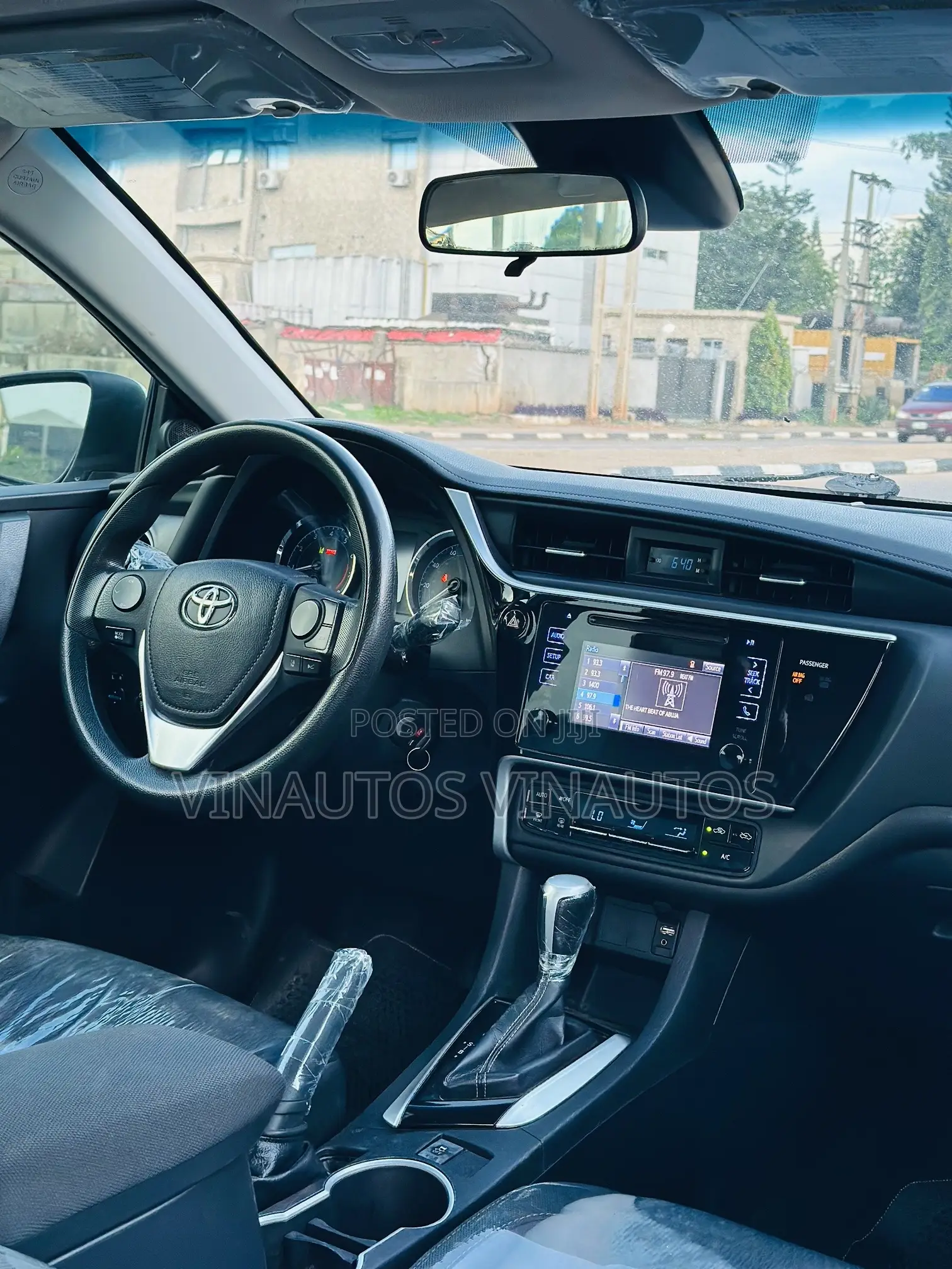Toyota Corolla 2017 Silver