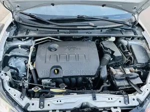 Toyota Corolla 2017 Silver