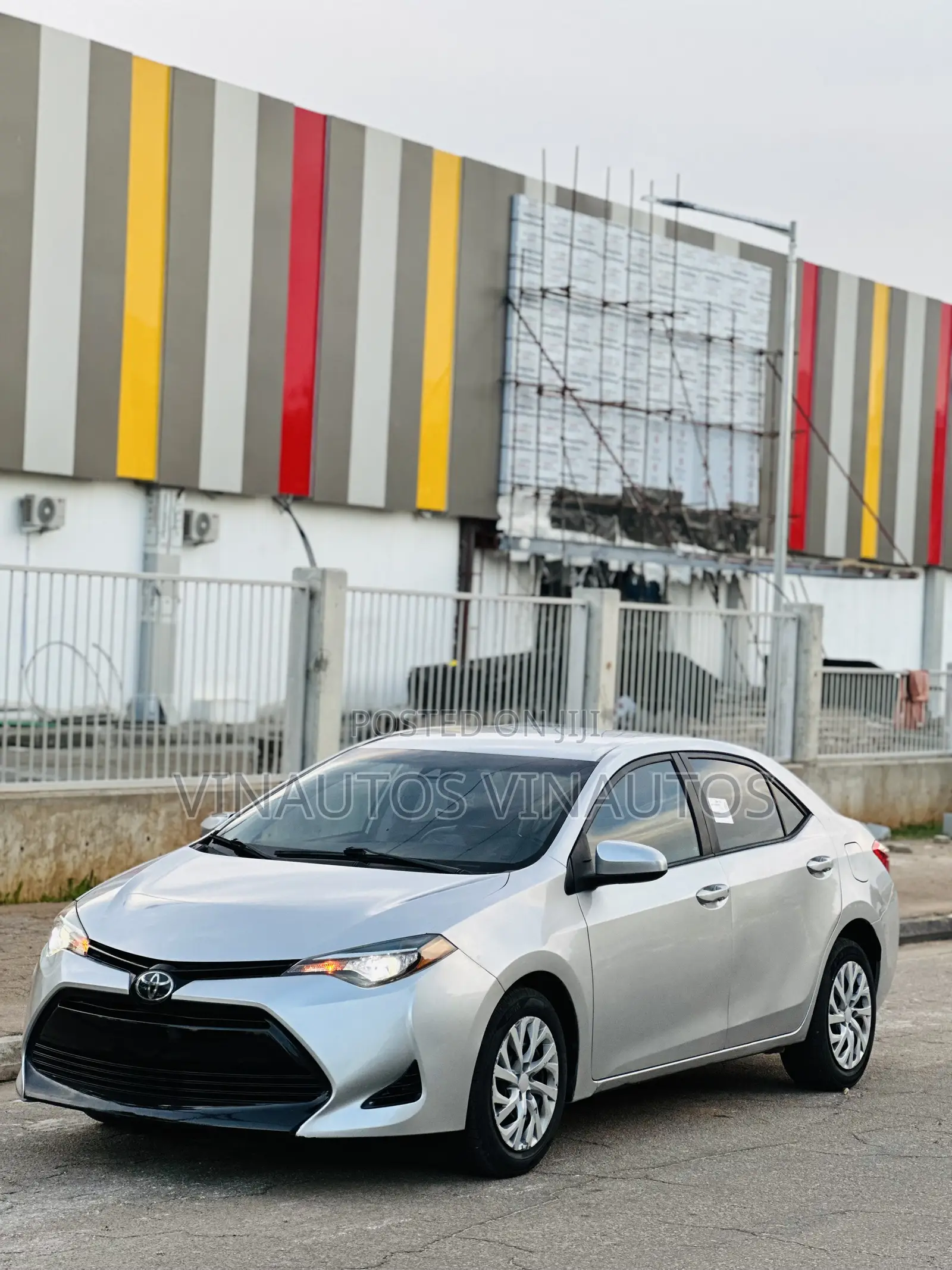 Toyota Corolla 2017 Silver