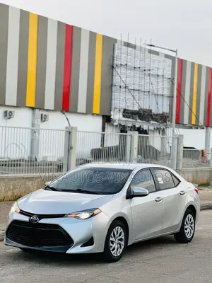 Toyota Corolla 2017 Silver