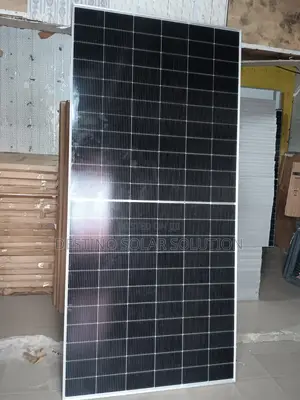 Itel Solar Panel 550watts 144cells