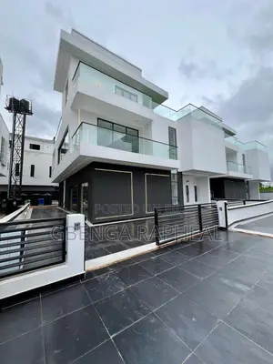 5bdrm Duplex in Orchid Road, Lagos Island / Lagos Island for sale