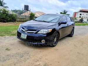 Toyota Corolla 2012 Blue