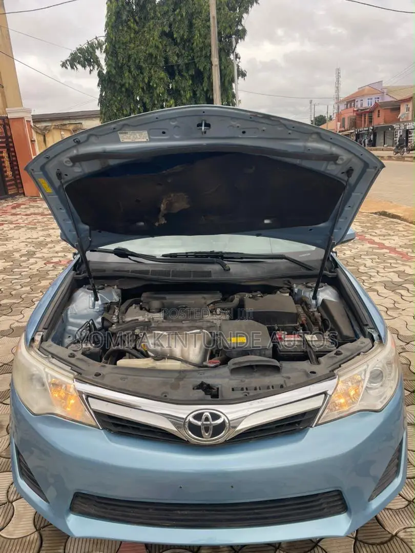 Toyota Camry 2012 Blue