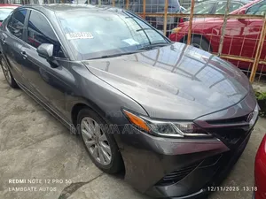 Toyota Camry 2018 Gray