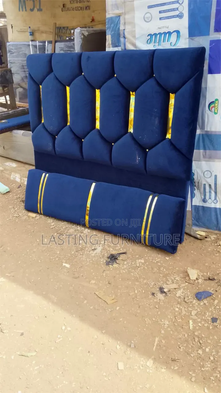 4.5 by 6 Bedframe