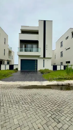 5bdrm Duplex in Victoria Garden City, Lekki for sale