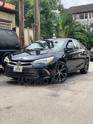 Toyota Camry 2015 Gray