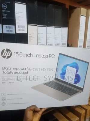 New Laptop HP 15 8GB Intel Core i3 SSD 256GB