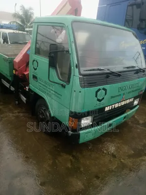 Mitsubishi 2.5 Tone Hiab Truck Tokunbo