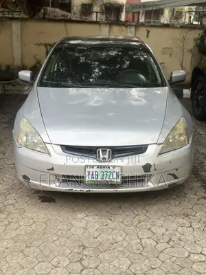 Honda Accord 2004 Silver