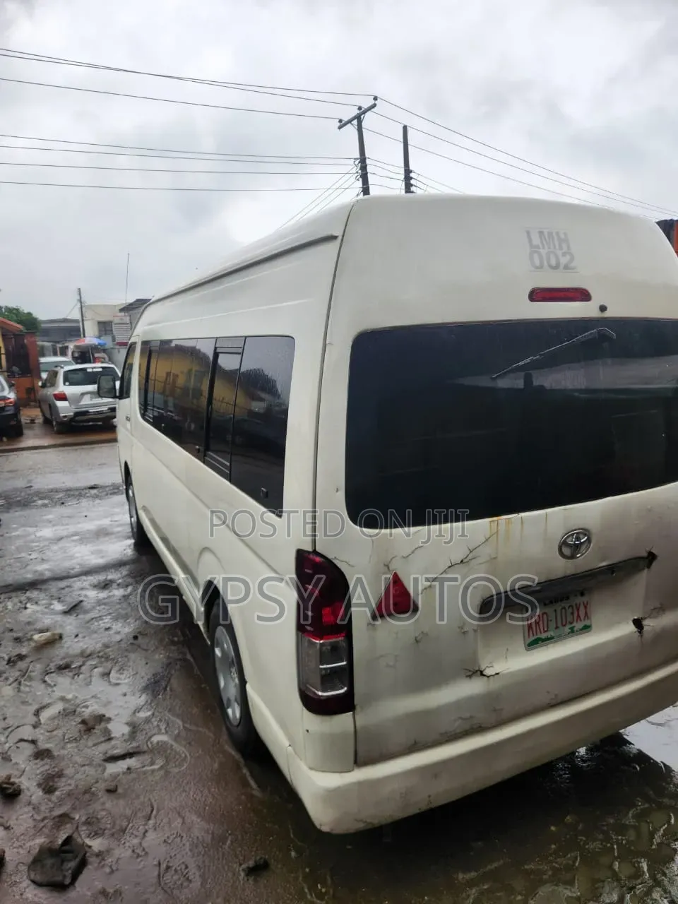 Toyota HiAce 2014 White