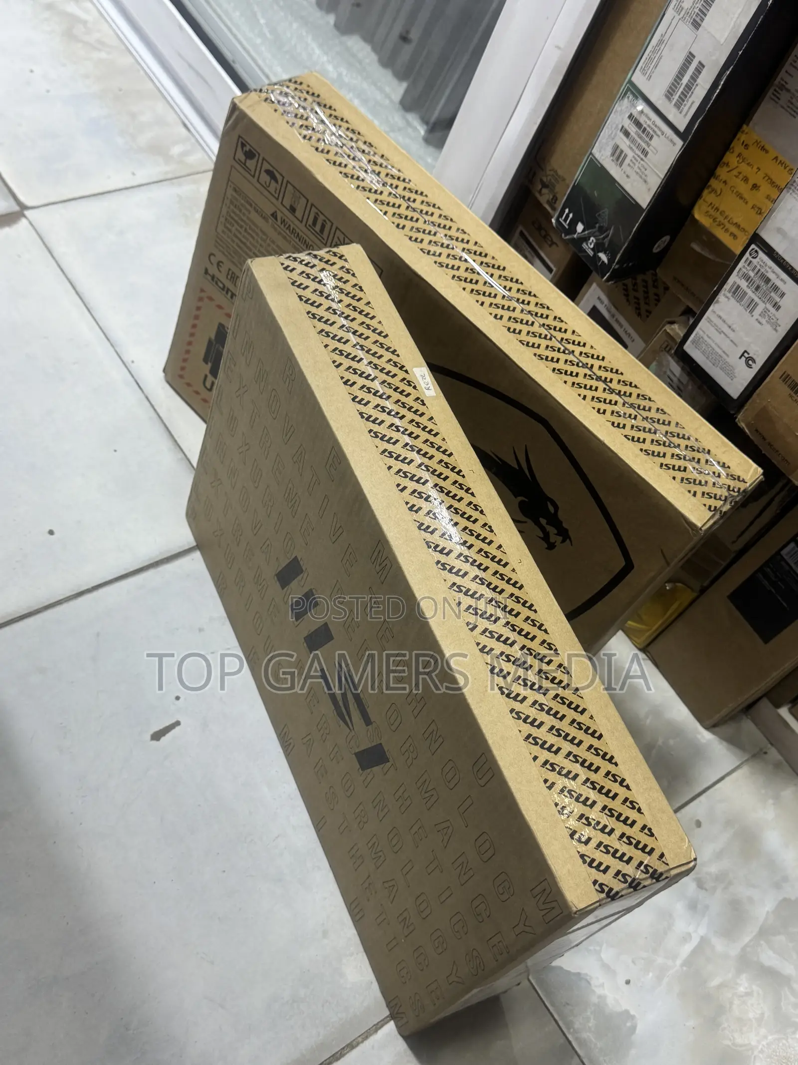 New Laptop MSI Cyborg 15 32GB Intel Core Ultra 7 SSD 1T