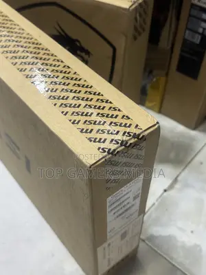 New Laptop MSI Cyborg 15 32GB Intel Core Ultra 7 SSD 1T