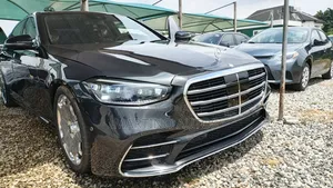 Mercedes-Benz Maybach 2024 Black