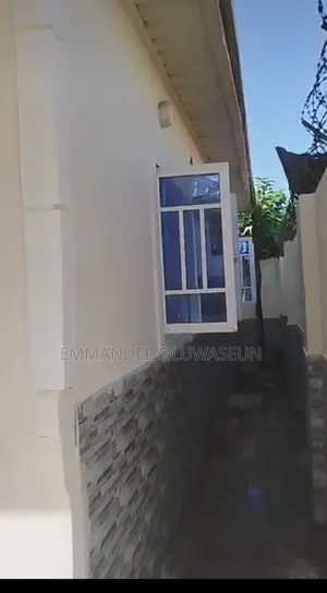 1bdrm Bungalow in Apo Resettlement for rent