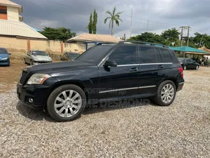 Mercedes-Benz GLK-Class 2011 Black