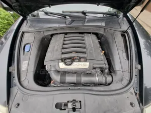 Porsche Cayenne 2009 Black