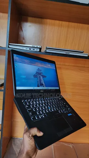 Laptop Dell Latitude E7450 8GB Intel Core i5 SSD 256GB