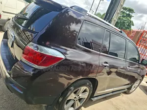 Toyota Highlander 2012