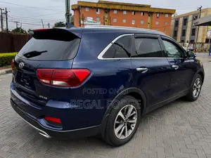 Kia Sorento 2018 Blue
