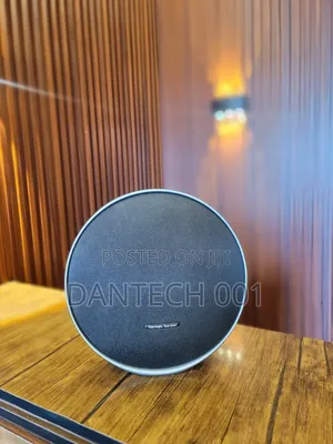 Onyx Studio 9