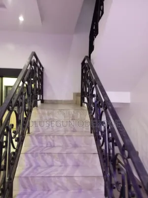 3bdrm Block of Flats in Ikeja Gra for sale
