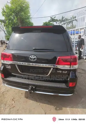 Toyota Land Cruiser 2021 Black