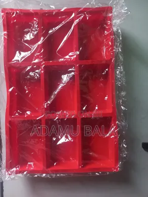 Nine Consecutive Rectangular Mold (Bright Red Colour)