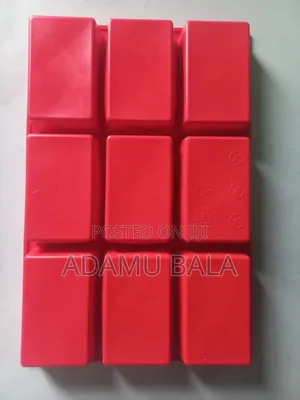 Nine Consecutive Rectangular Mold (Bright Red Colour)