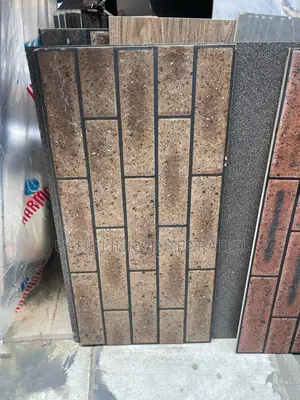 Crack Wall