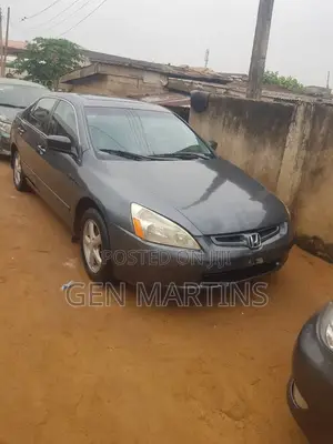 Honda Accord 2004