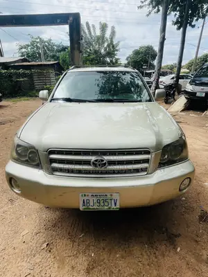 Toyota Highlander 2003 Gold