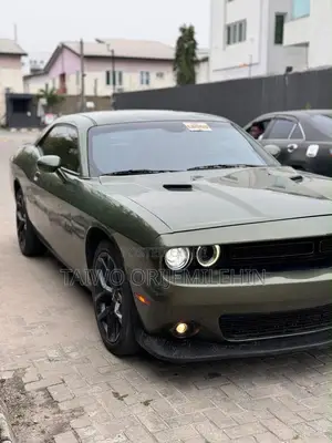 Dodge Challenger 2019 Green